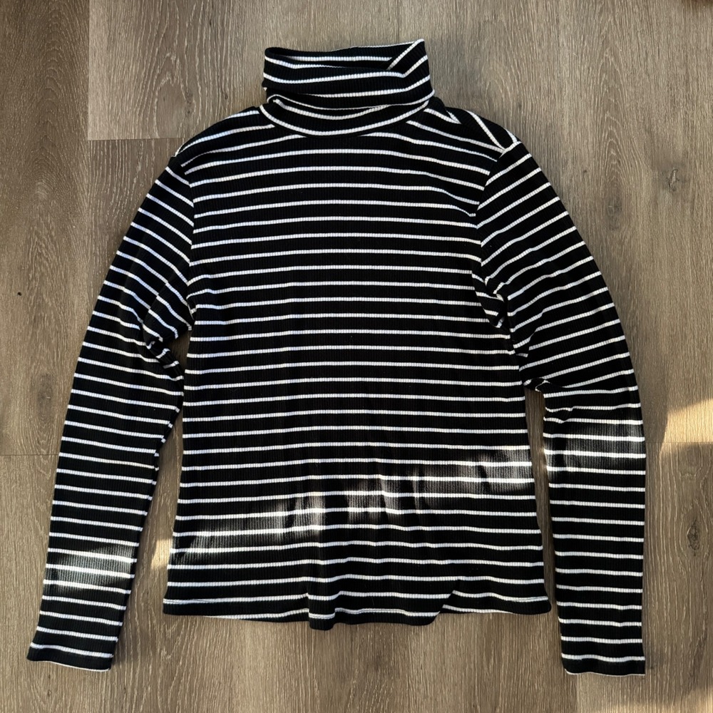 Old Navy Turtleneck Top Womens Large Black White Striped Ribbed Long Sleeve